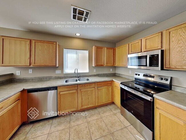 Building Photo - 12317 W Corrine Dr