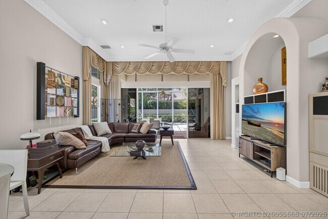 Building Photo - 1048 Diamond Head Way