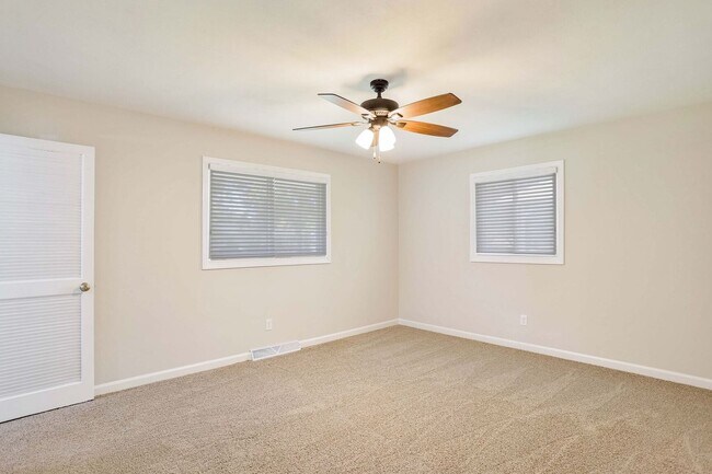 Building Photo - 1716 Georgetown Dr