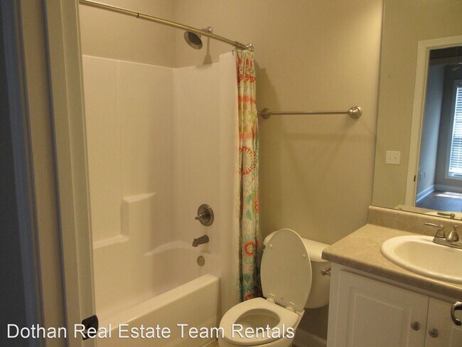 Building Photo - 3 br, 2 bath House - 220 Blazer Dr.