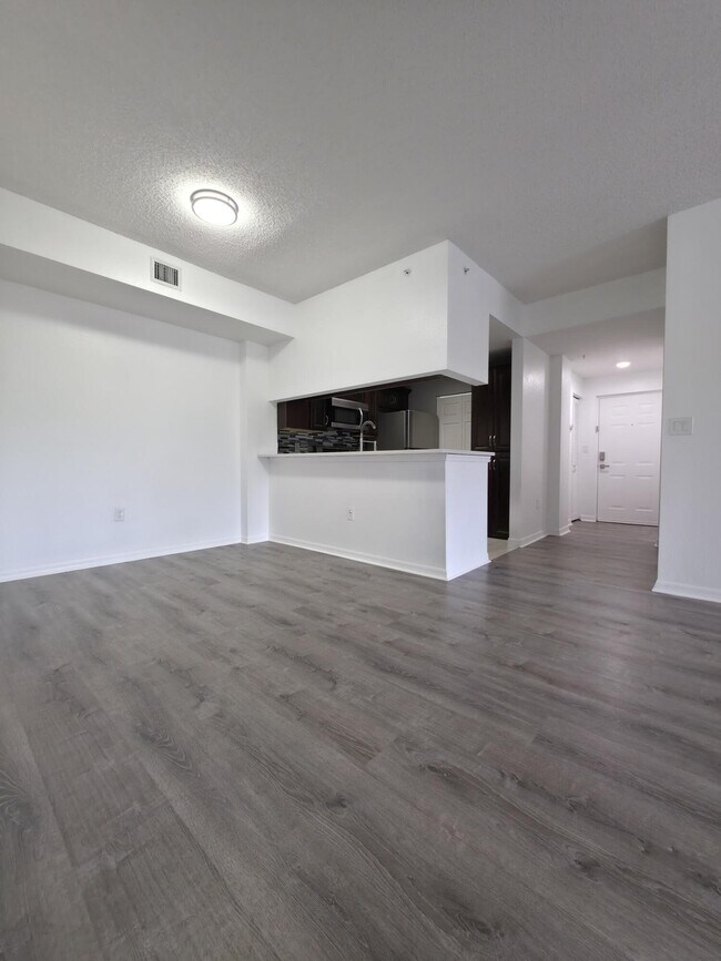 Building Photo - 2805 Veronia Dr