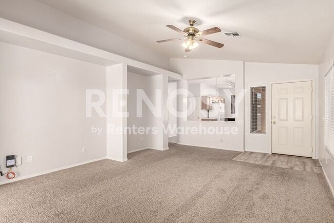 Building Photo - Ideal 3 Br 2 Ba 2 Cg Home Near Loop 303 & Greenway in Surprise!