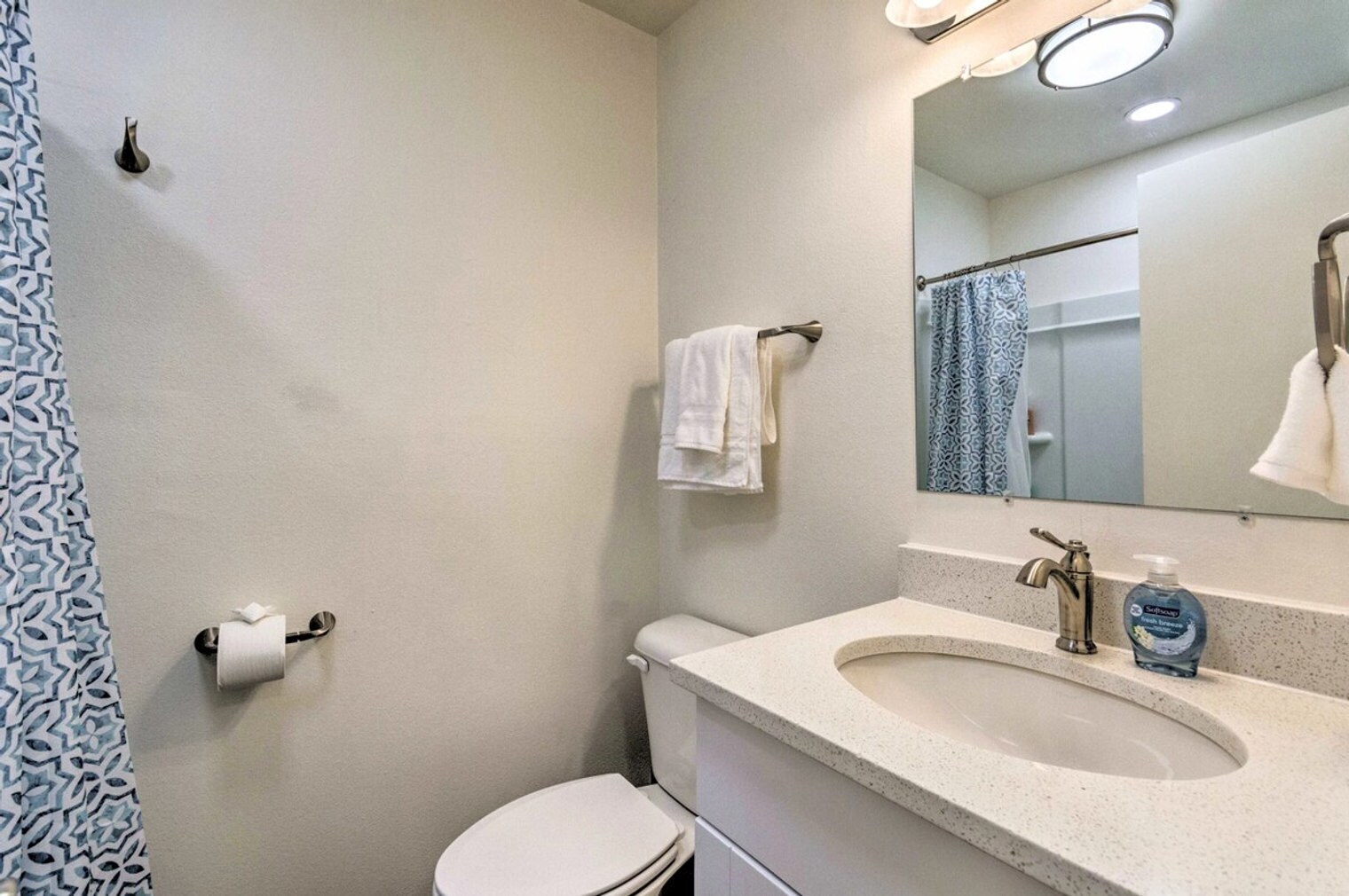 Building Photo - 4021 W 8th St