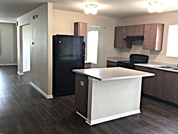 Building Photo - 14438 Banister Dr