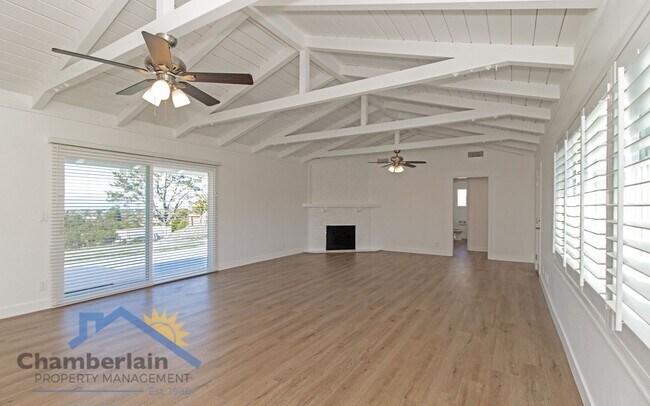 Building Photo - Spectacular View from this Single Story Home!