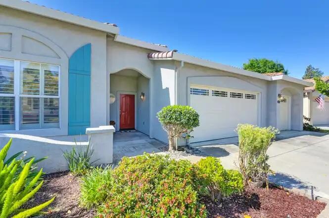 Building Photo - 10134 Creek Trail Cir