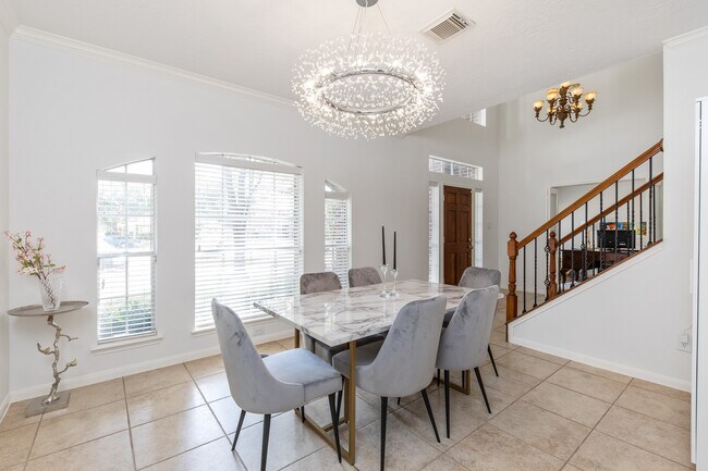 Building Photo - 15826 Jamie Lee Dr