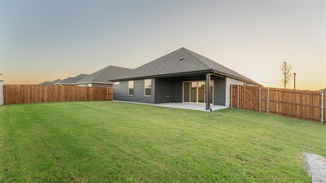 Building Photo - 1008 Chestnut Dr