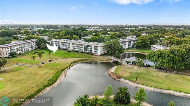 Building Photo - 4701 Martinique Dr
