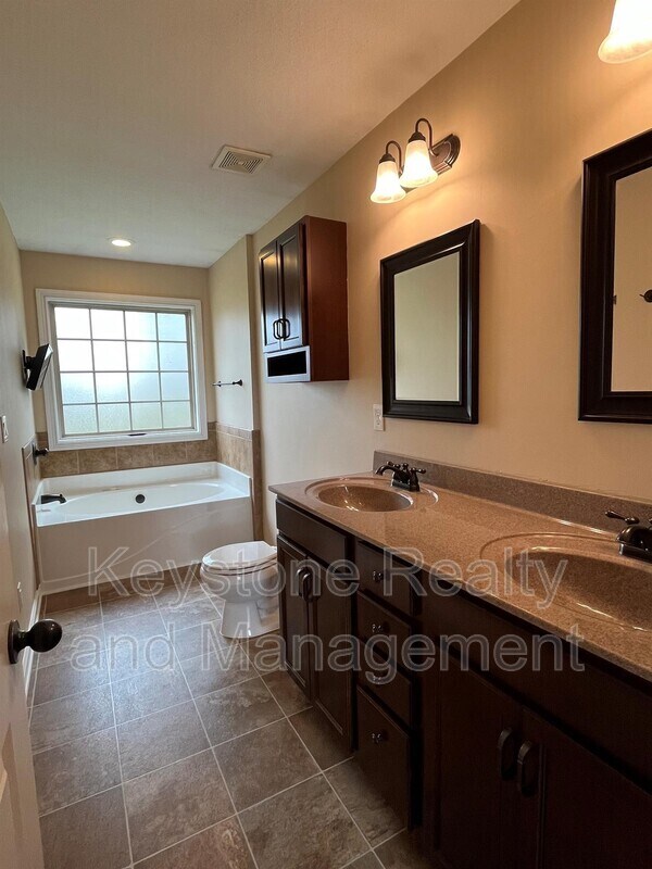 Building Photo - 1418 Bruceton Dr