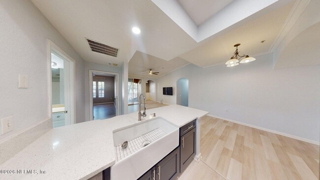 Building Photo - 10075 Gate Pkwy N