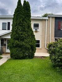 Building Photo - 757 Mohawk St