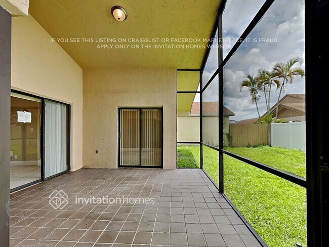 Building Photo - 11520 Whisper Sound Dr