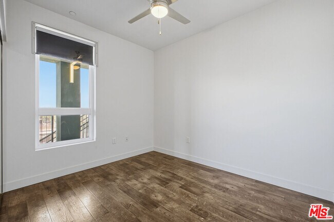 Building Photo - 10601 Washington Blvd