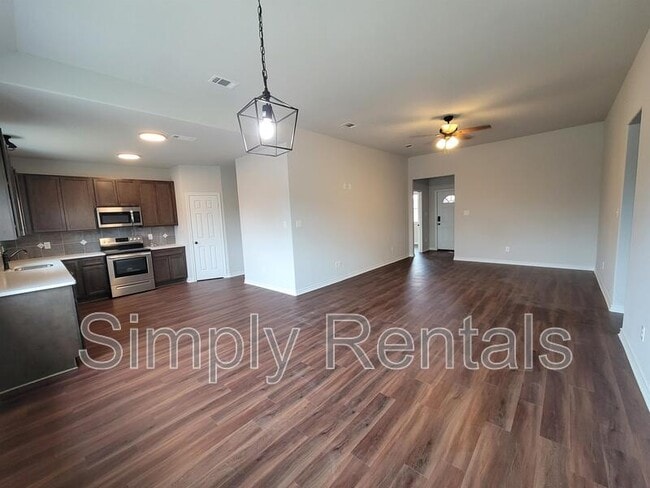 Building Photo - Shelby Ave 3413