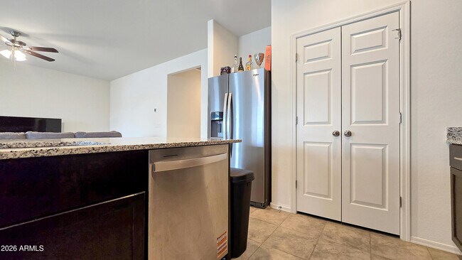 Building Photo - 5074 S 251st Dr