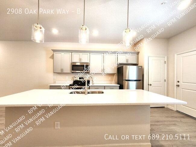 Building Photo - 2908 Oak Park Way