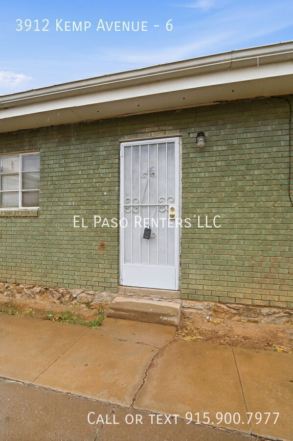 Building Photo - 3912 Kemp Ave