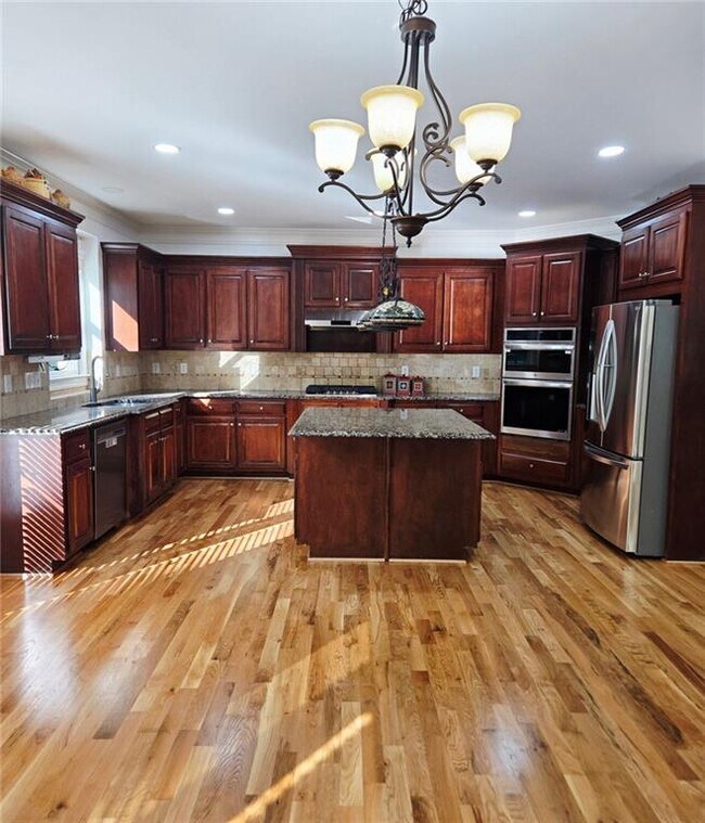 Building Photo - 5710 Swift Creek Ct