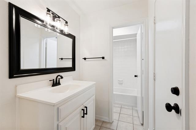 Building Photo - 3636 Hopetown Dr