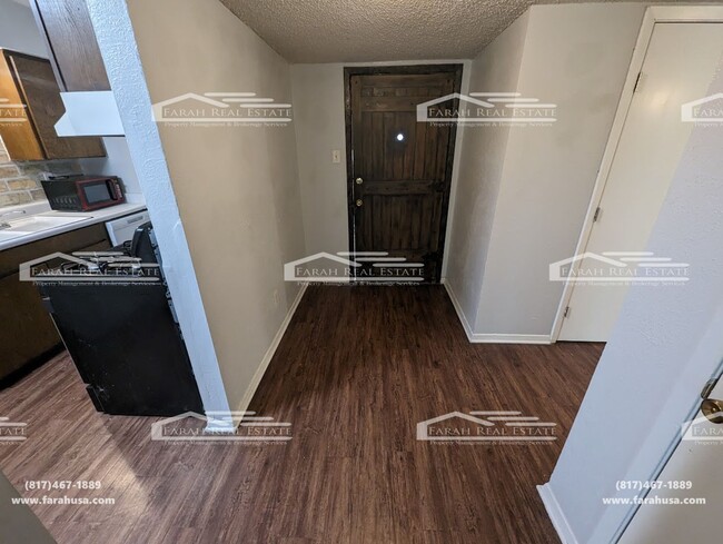 Building Photo - 1 Bed/1 Bath in Fort Worth!