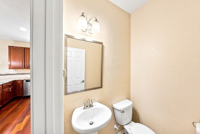Building Photo - Better Than New and Unlike Anything Else in Villa Del Sol