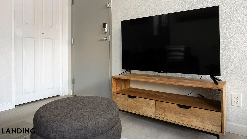 Building Photo - 3022 Zuni St