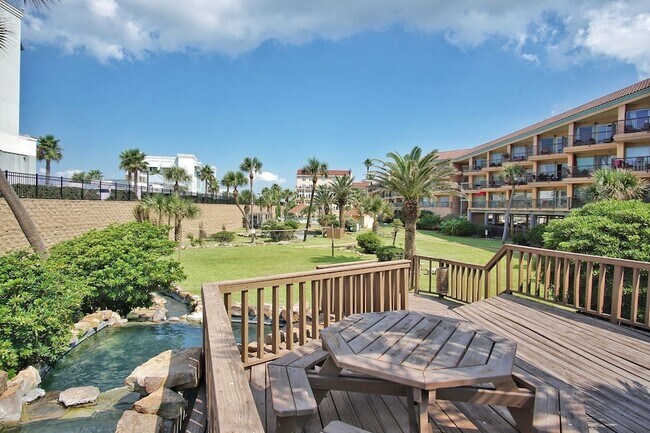 Building Photo - 9520 Seawall Blvd