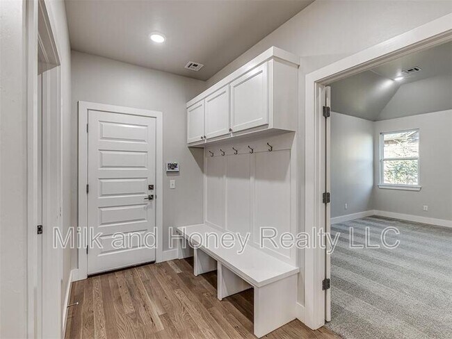 Building Photo - 4308 Luke Ln
