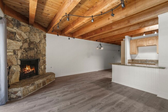 Building Photo - Incline Village: Condo - 3 Bedrooms, 2 Full Bathrooms, 1 Car Garage, Low Elevation, Centrally Loc...