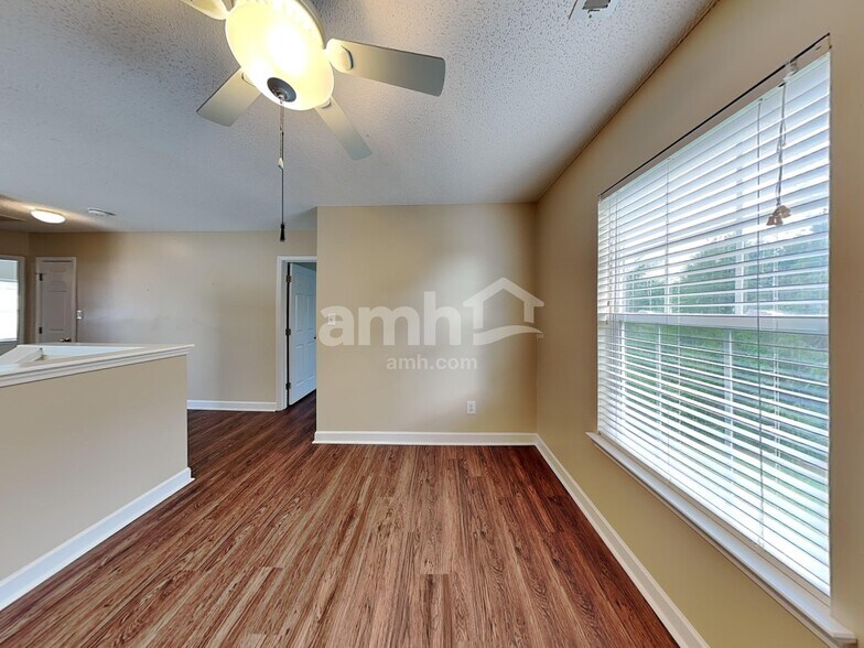 Building Photo - 4011 Cedarbark Dr