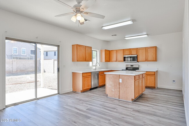 Building Photo - 17317 W Acapulco Ln