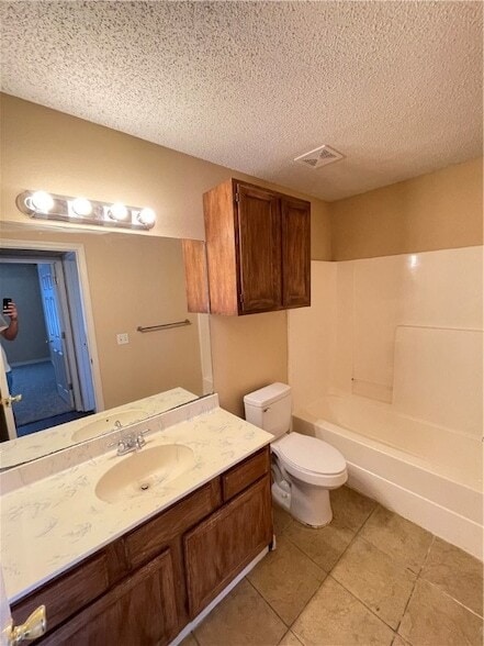 Building Photo - 2978 Kasey Ave