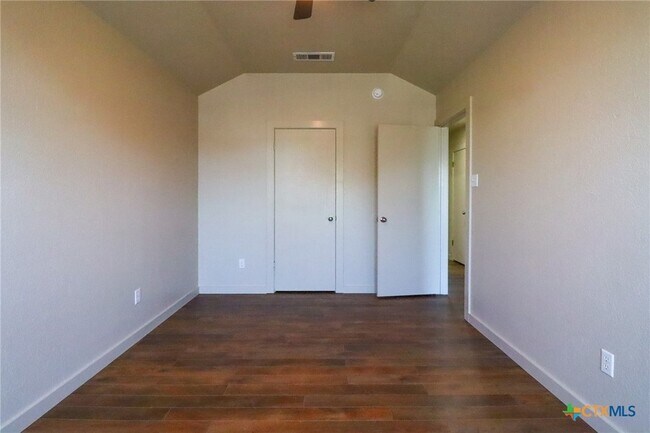 Building Photo - 3218 Rampart Loop