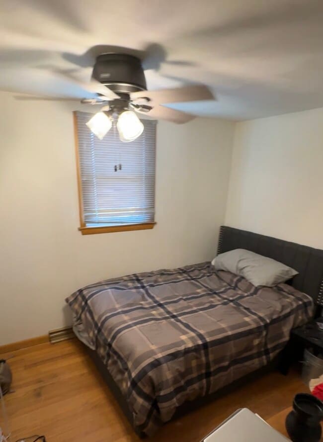 Building Photo - 207 Crescent Dr