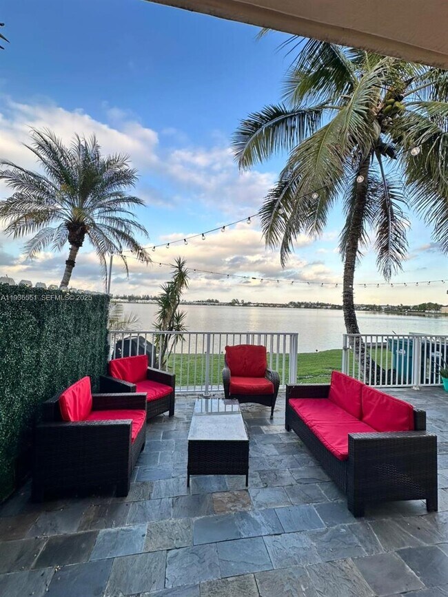 Building Photo - 12531 NW 7th Ln