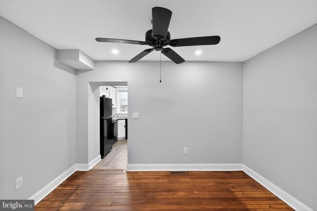 Building Photo - 4670 Umbria St