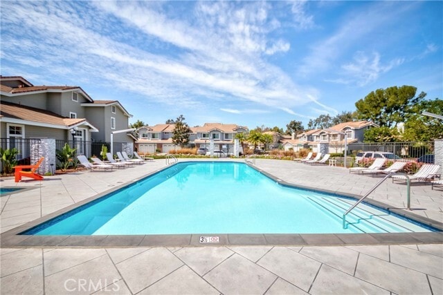 Building Photo - 2182 Avocado Dr