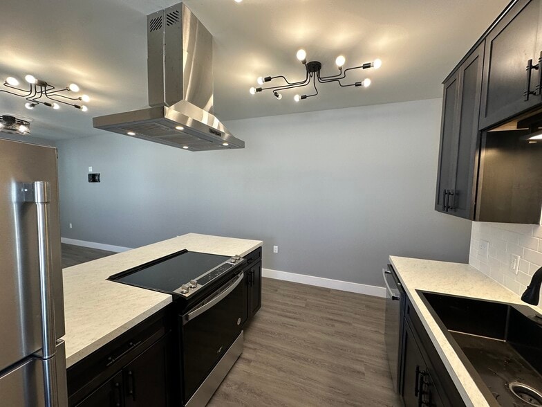 Building Photo - 1102 S Malott St