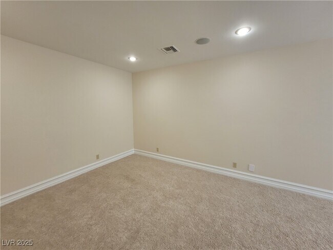Building Photo - 5110 N Valadez St