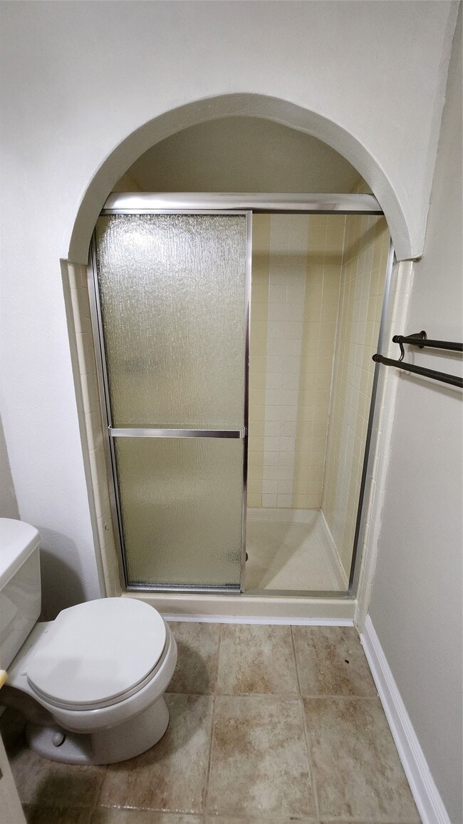 Building Photo - 7314 El Cresta Dr