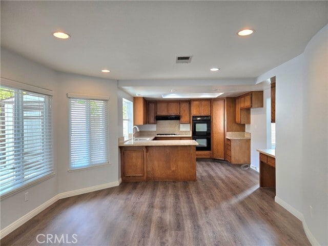 Building Photo - 2173 Seaview Dr