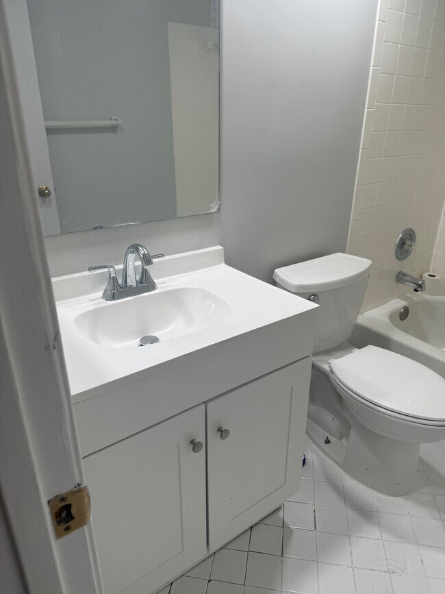 Building Photo - 13700 Modrad Way