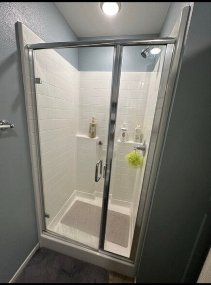 Building Photo - 5160 Calle Sand Arch