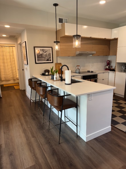 Building Photo - 2120 N Downing St