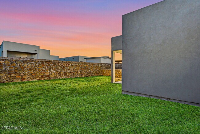 Building Photo - 13808 Paseo Sereno Dr