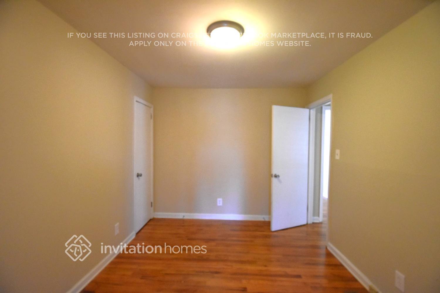 Building Photo - 216 Austin Ave NE