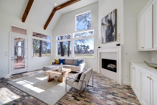 Building Photo - 22 New Green Ct