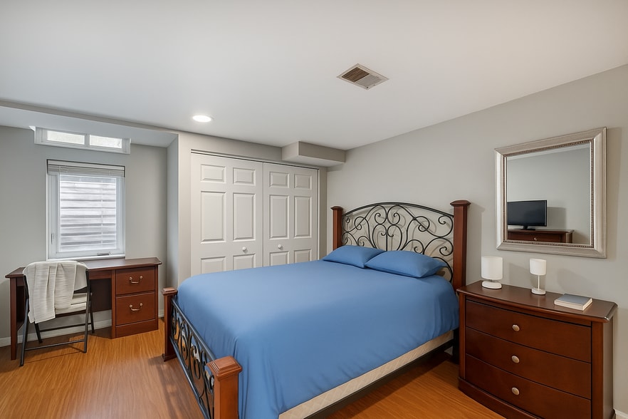 Basement Bedroom - 512 W 12 Mile Rd