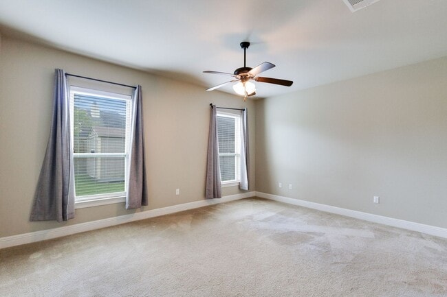 Building Photo - RENTAL HOME IN YOUNGSVILLE!